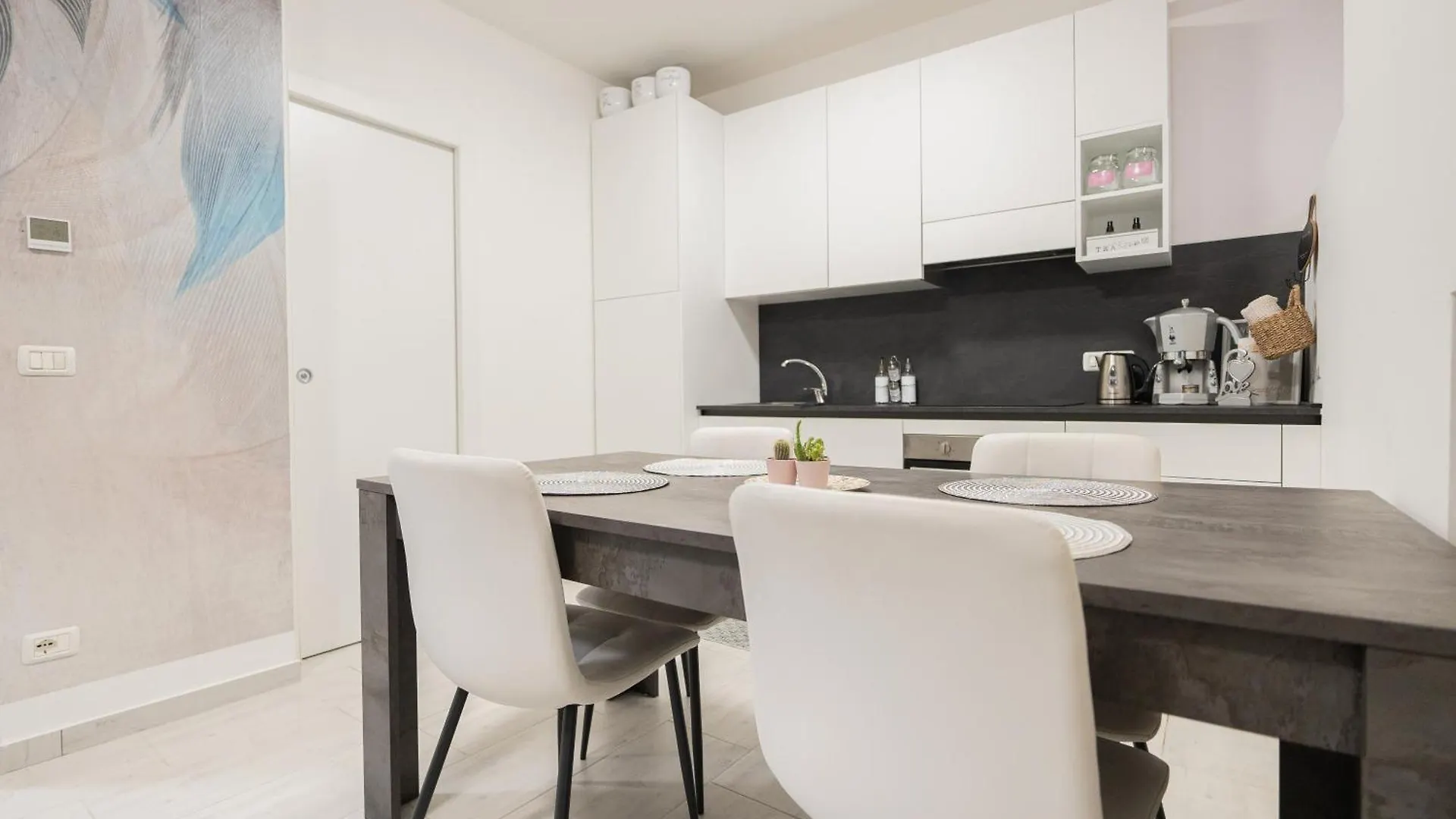 C-Apartment Lake Garda Salo 0*,  Italy